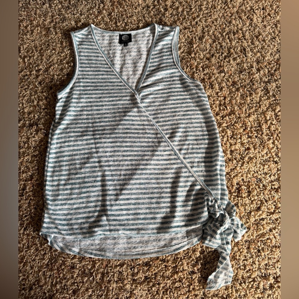 Bobeau striped tank top size medium